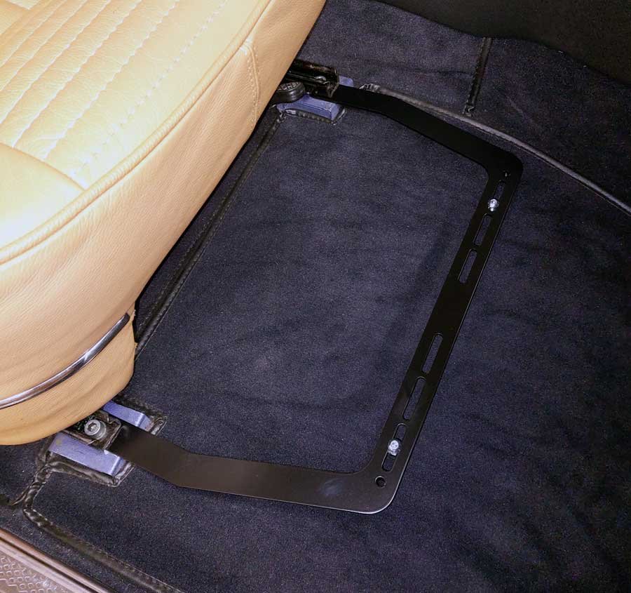 Alfa Romeo 1750/2000 Berlina Brandsläckarfäste