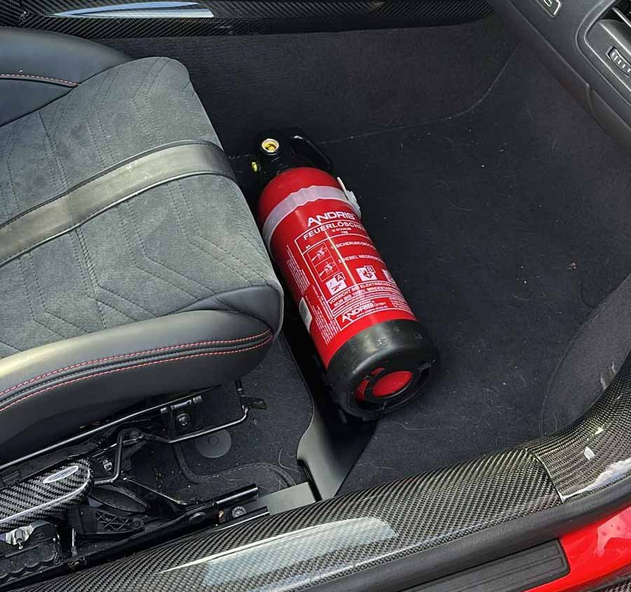 Audi R8 Brandsläckarfäste