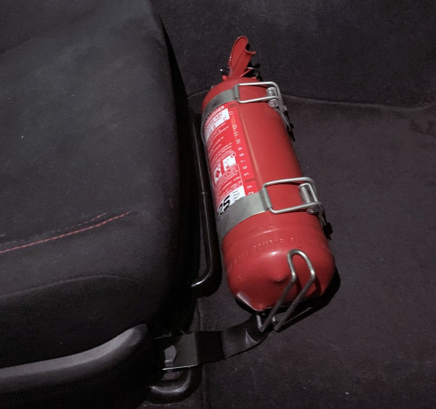 Toyota GT86 Brandsläckarfäste (FRS/BRZ) V2