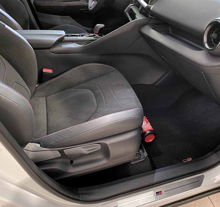 Toyota C-HR Brandsläckarfäste (AX20)