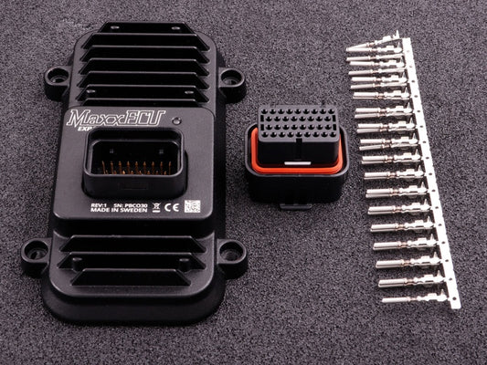 MaxxECU Expansions-modul, med kontaktdon och terminaler