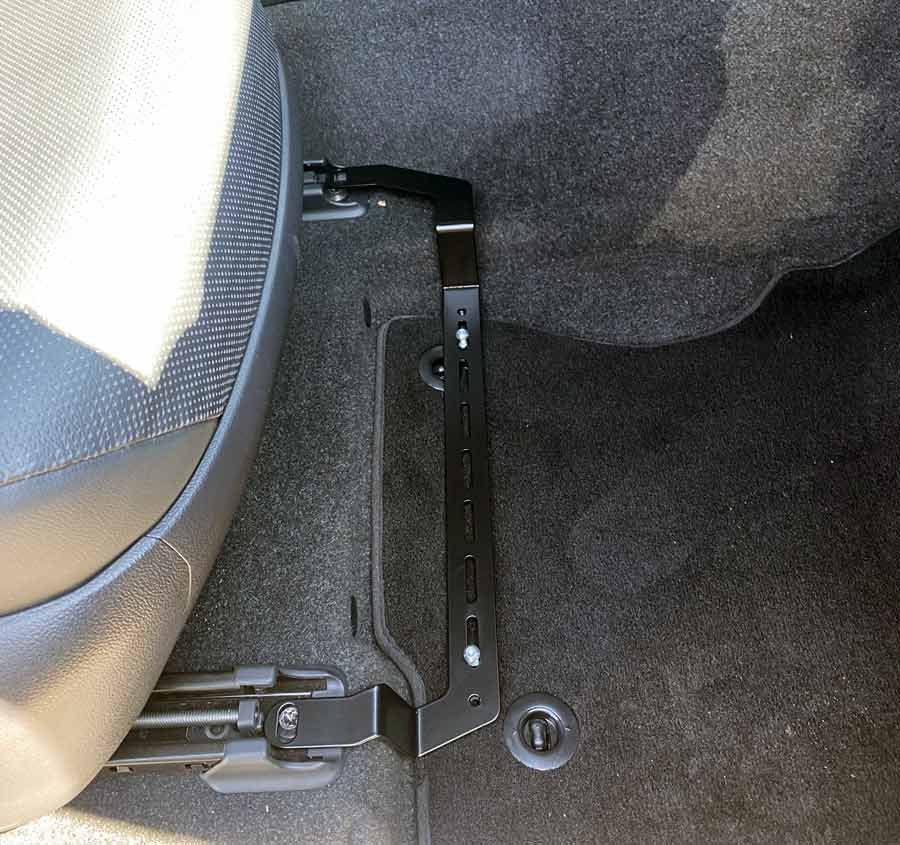 Toyota Land Cruiser Prado J250 Brandsläckarfäste