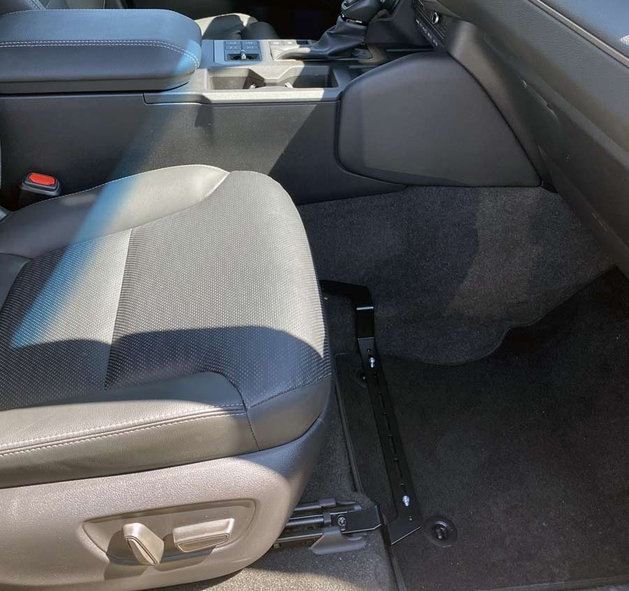 Toyota Land Cruiser Prado J250 Brandsläckarfäste