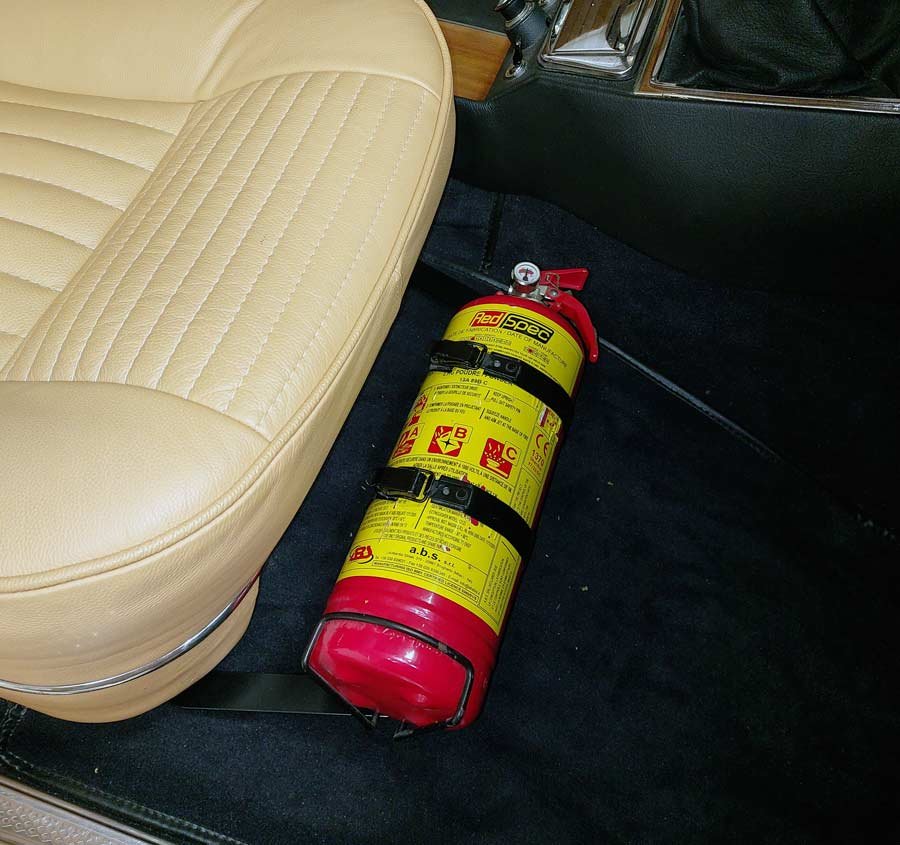 Alfa Romeo 1750/2000 Berlina Brandsläckarfäste