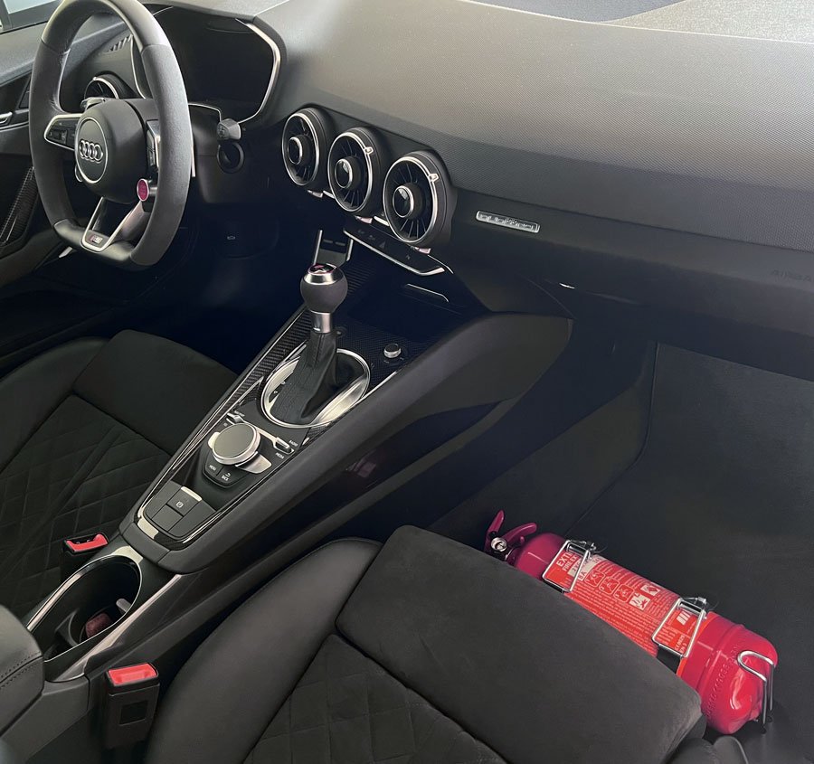 Audi TT 8S Brandsläckarfäste