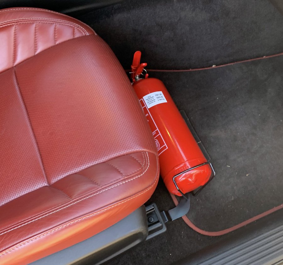 Dodge Challenger Brandsläckarfäste