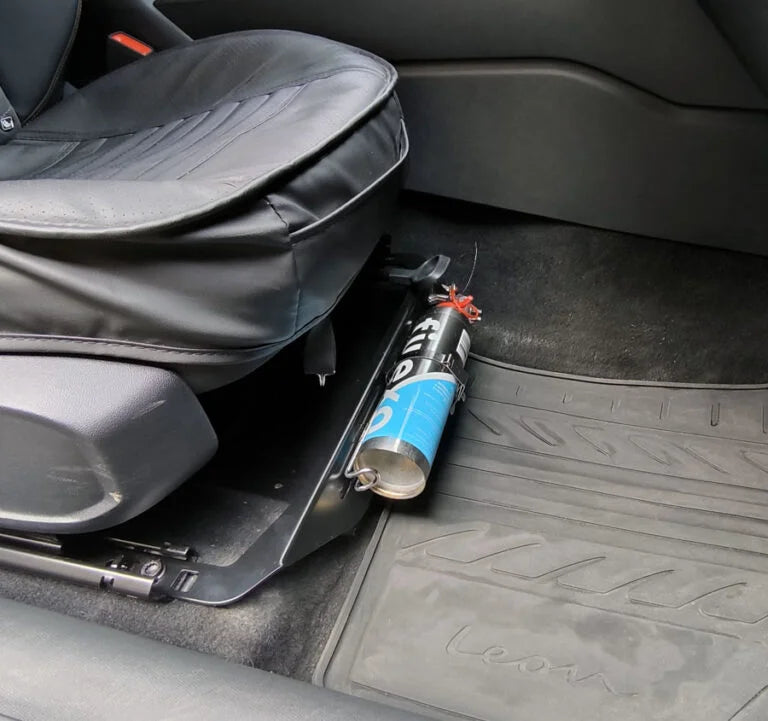 Seat/Cupra Leon Brandsläckarfäste (KL)