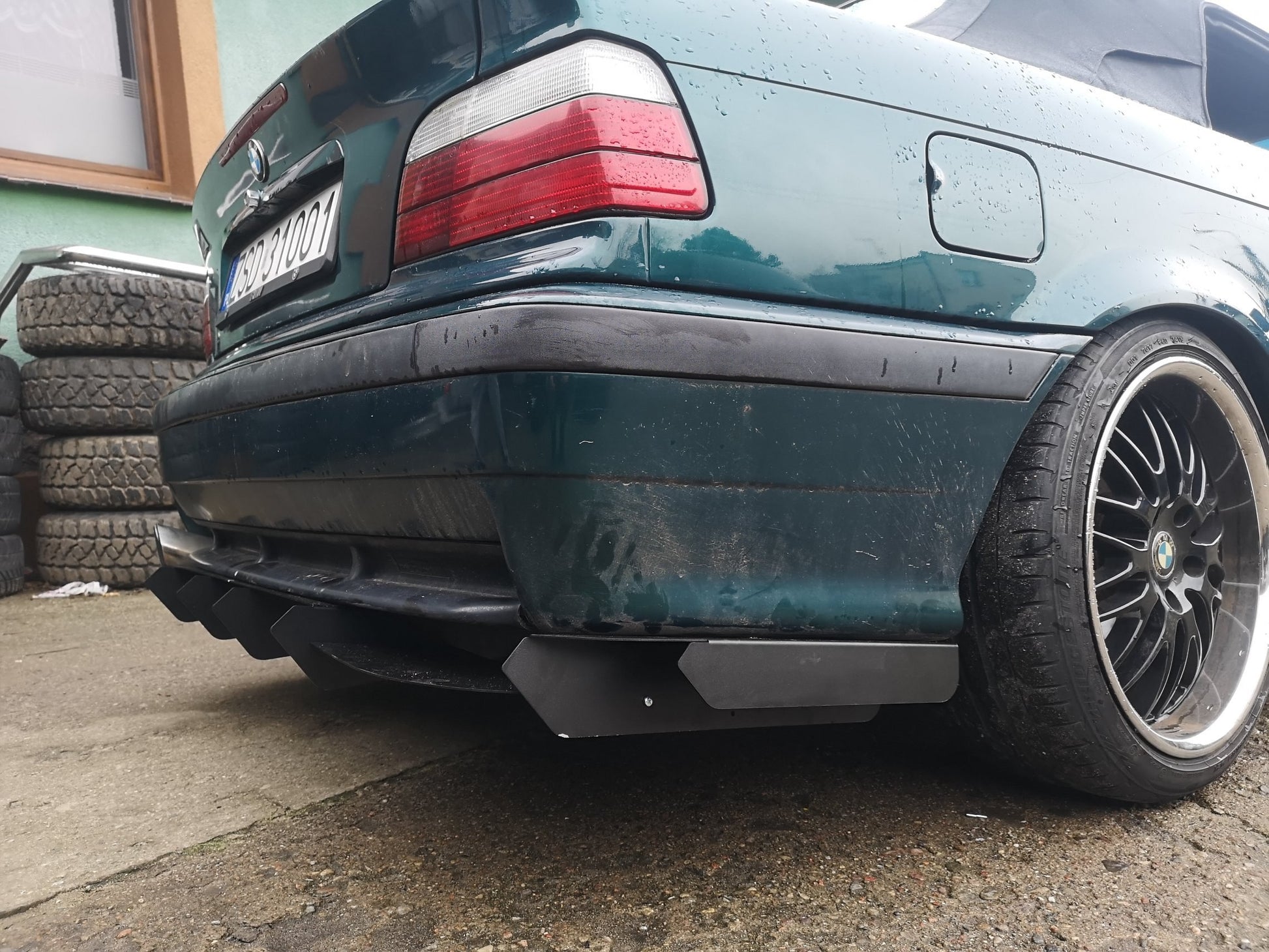 E36 Diffuser