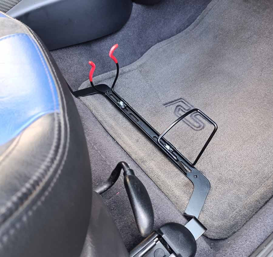 Ford Focus mk1 Brandsläckarfäste