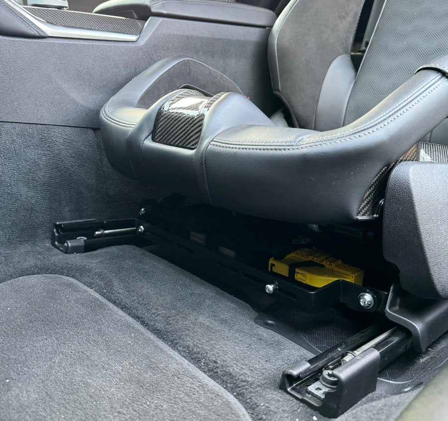 BMW G83/G82 M4 Brandsläckarfäste