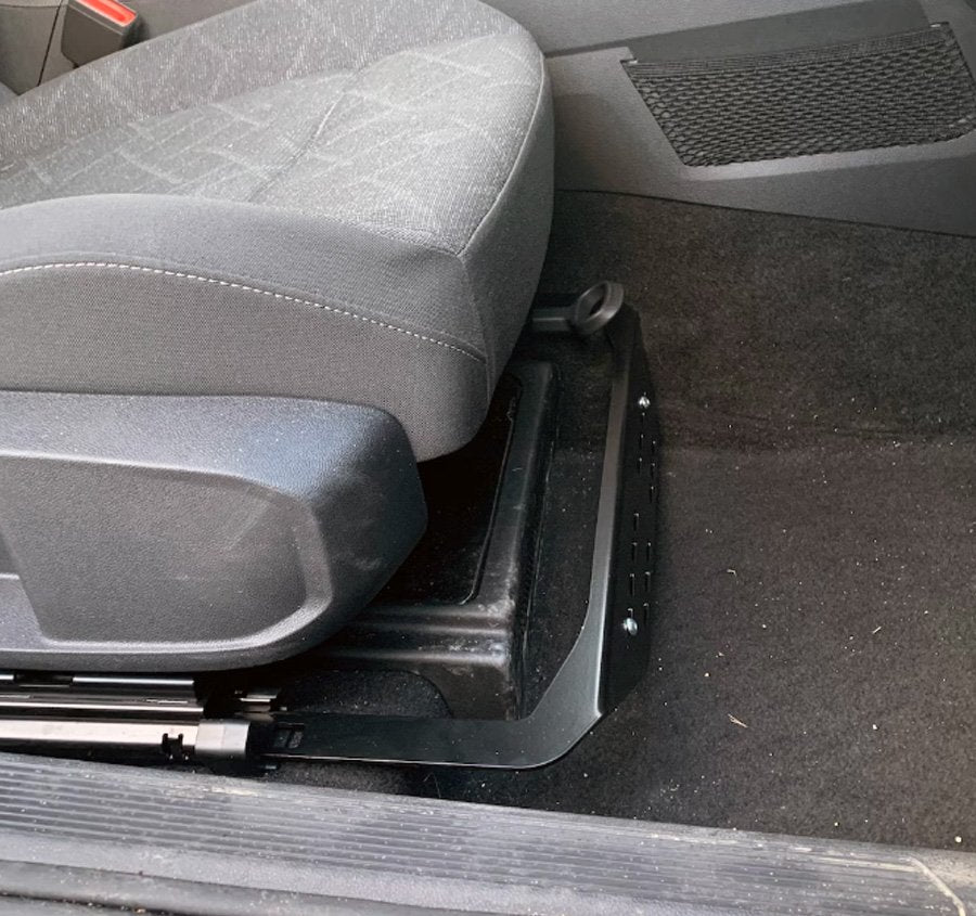 VW Golf mk8 Brandsläckarfäste (GTI/R)