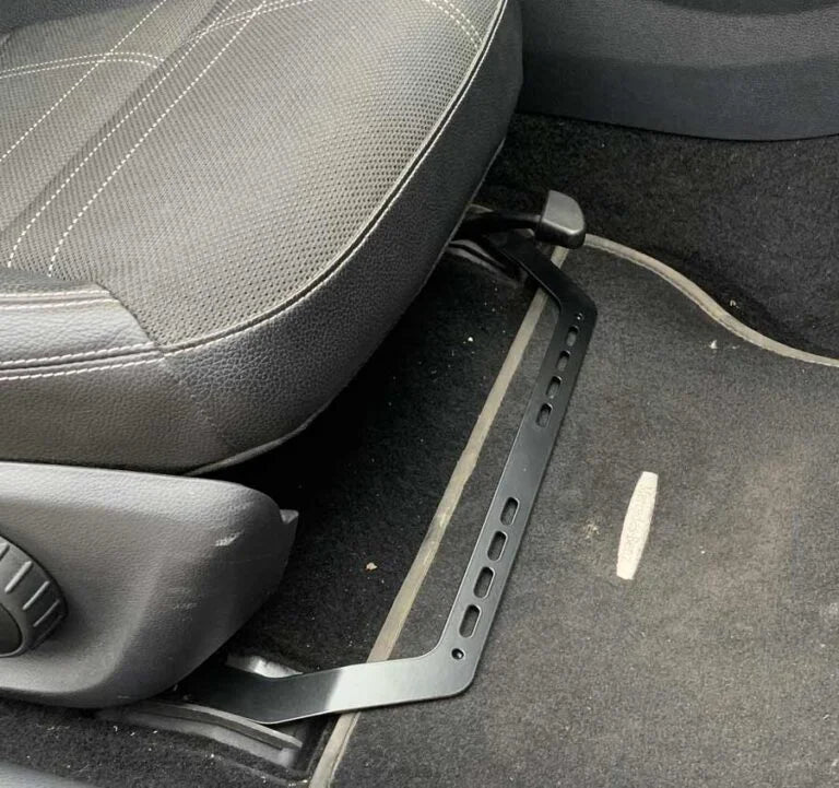 Mercedes-Benz A-Class W176 Brandsläckarfäste