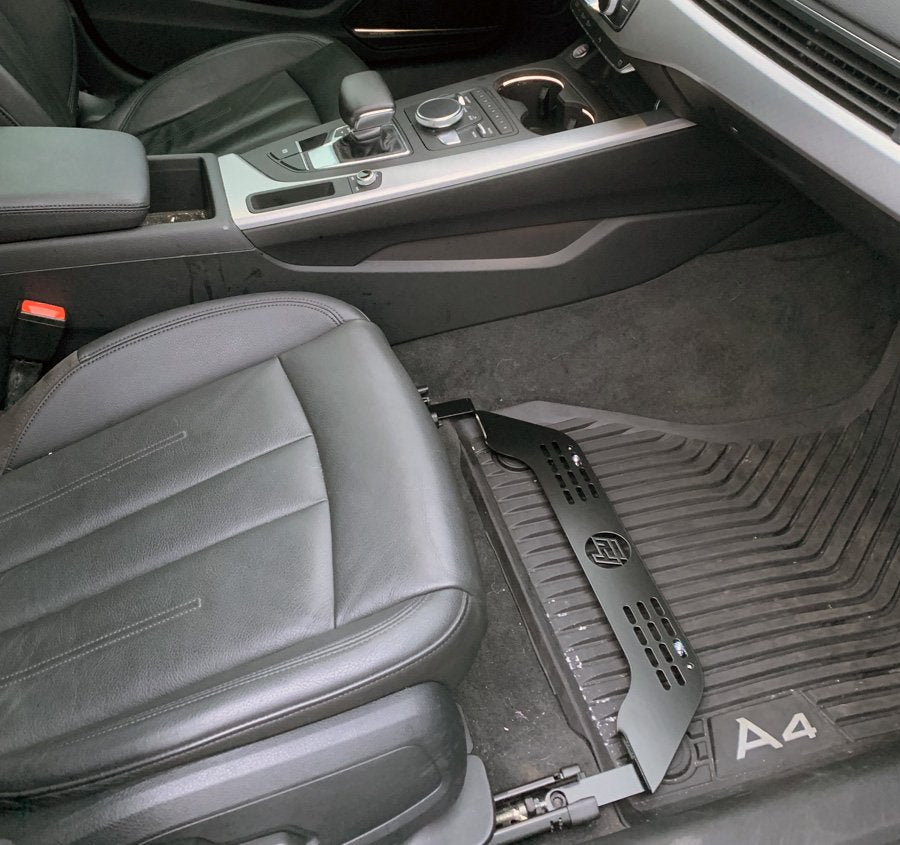 Audi A4/S4/RS4 Brandsläckarfäste (B9)