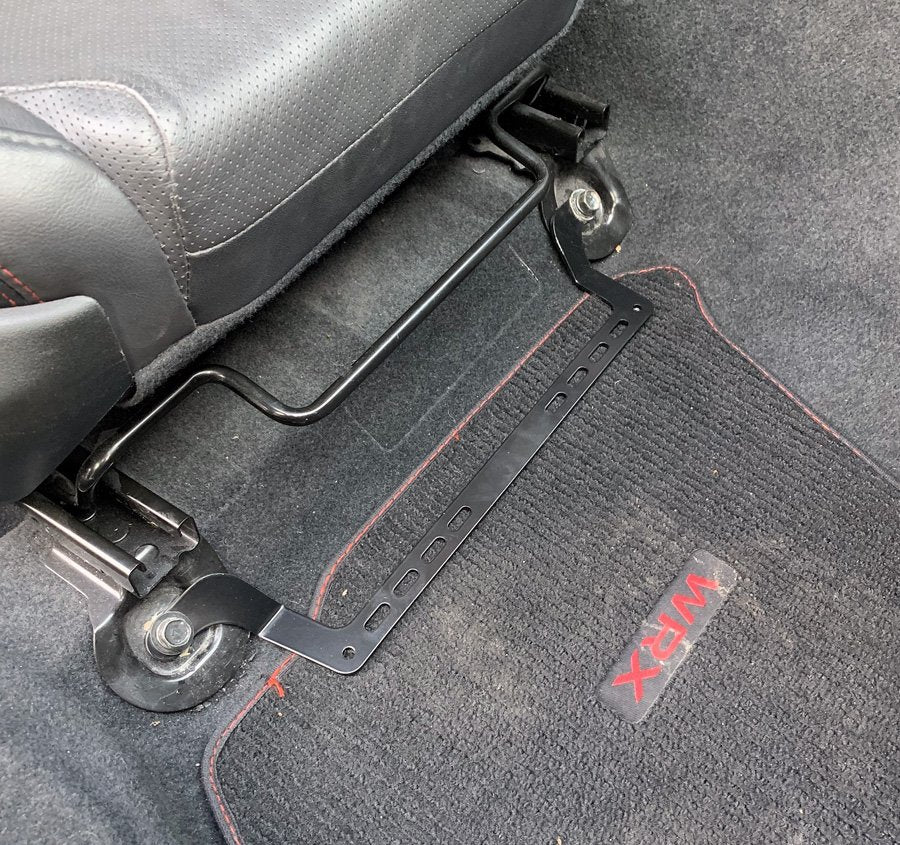 Subaru WRX STI Brandsläckarfäste (VA)